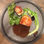 organ - 茨城産 穴子のスモークとフォアグラ、黄色ビーツのパイ包み