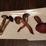 にょろ助 瓢六亭 - やなぎ茸・なら茸・はないぐち