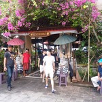 Bebek Joni Restauran - 入口