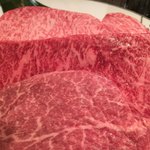 加藤牛肉店 - 肉。ひとり分じゃないよｗ。これは、プレゼン用。