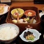 はし本 - 旬菜弁当  1000円