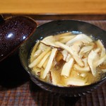 京天神 野口 - お椀 松茸とフカヒレ すっぽんのお出汁で