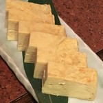 酒盃 たいこう - サービスの出汁巻き玉子