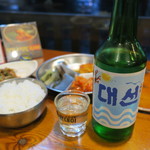 Saemaeul Haejangguk - 「C1ブルー(焼酎)」(3500ウォン)