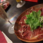 新宿 個室 肉&チーズ Meat&Cheese Ark - 