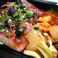 ハルヤマシタ 東京本店 - 特選神戸牛ステーキ重御膳リンゴとトマトの香味だれ 北海道産いくらを添えて