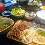 Maruhachi - まるはち定食B