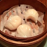 アジア市場だるま - エビ蒸し餃子