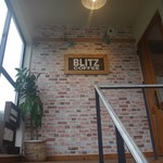BLITZ - 階段