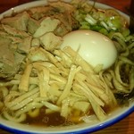ケンチャンラーメン - 中華そば小盛り、細切れチャーシュー、煮たまごクン