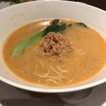 T'sレストラン - 担々麺 結構辛い