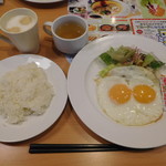 ガスト - 目玉焼きセット￥399+税
