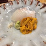 うを徳 - 淡路島産ヒラメと北海道馬糞ウニのお造り