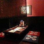 Otaru Shokudou - 掘りごたつの小さいほうの個室です。隣にもう一つテーブルがあり、１０名様までＯＫです。 