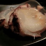 スモークソルト - 「たこのスモーク」：柔らかくスモークされた事により、更に旨みを増しています