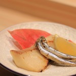 マナガツオの西京焼きときびなごの一夜干し