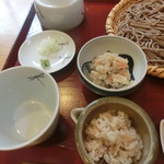 Sobadokoro Nagata - ご飯と小鉢のおから