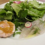 自家農園のサラダと前菜