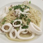 ファソラ - 静岡県産コヤリイカと自家農園の青唐辛子のスパゲティーニ