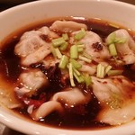 中国飲茶館 - 辛い水餃子