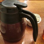 Mori no Naka no Choushoku to Cafe no Mise Cabot Cove - ポットで提供