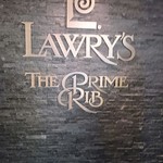 ロウリーズ・ザ・プライムリブ 恵比寿ガーデンプレイス店 - エントランス。