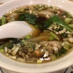 青海星 - ワンタンスープ