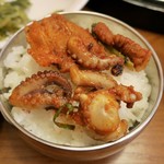 군산 오징어 - イイダコと豚肉のハーフ＆ハーフのプルコギ(13000ウォン)