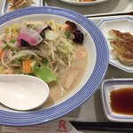 リンガーハット - 料理写真:長崎ちゃんぽん+Bセット