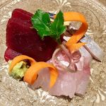 鮪とオウモウバタときずしのお造り