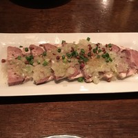 青菜 丸の内ブリックスクエア店 - 牛タン：さっぱりした美味しさ