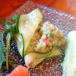 ラ･マンチーナ - ズワイガニとキュウリのサラダ