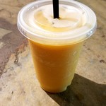 The Cheesecake Factory - トロピカルスムージー＄7.5