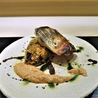 銀座 よし澤 - カマスの焼物・椎茸のあられ揚げ