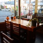クレープ ショップ サニーズ - 内観