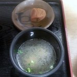 Tori Sanwa Isetan Tachikawa Ten - スープと南高梅