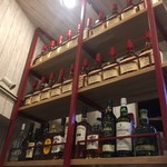 ラッツ デ ライブ - 店内にはMaker`s Markが並んでいます。