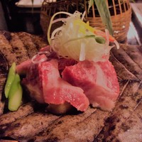 黒茶屋 - 特選牛朴葉焼