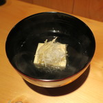 器楽亭 - すっぽんとすっぽんのえんぺらの豆腐の椀2