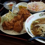 台湾料理 味源 - 唐揚げ定食（醤油ラーメンに変更）