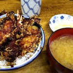 天ぷら 中山 - この蜆汁でみんなベロ火傷して出て来ンのよ。(笑)