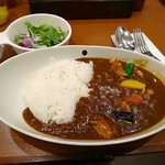 キッチン  シュシュ - 本日のカレーランチはチキンカレー