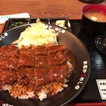 本家かつめし亭 - 和牛かつ飯♫1000円になります♫添え物がつけられてます♫