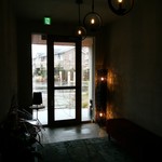 ごはんや 華火 - 入口