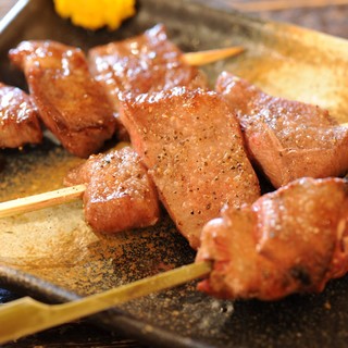2時間飲放題 一番人気 刺物3点盛り 串焼き5本盛りを含むもつしげ肉まみれ宴会コース 6品 もつしげ 横浜西口店 横浜 居酒屋 食べログ