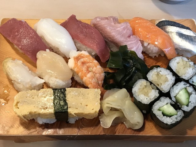 Sushi Mangetsu Yotsuya Ten photo 5