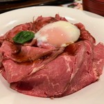 デニーズ - ローストビーフ丼（拡大）