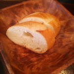 ビストロ オランジュ - パン（２０１７年１０月再訪時）