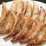 キリン - 定番メニュー餃子。