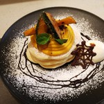 ミカサデコ＆カフェ神宮前 - パンプキンパンケーキ